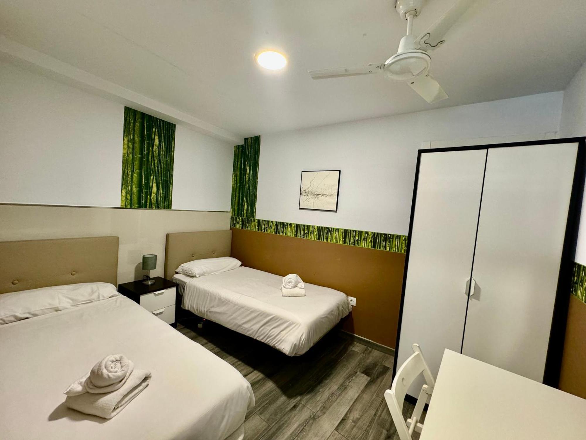Premium Malaga Beach With Terrace ภายนอก รูปภาพ