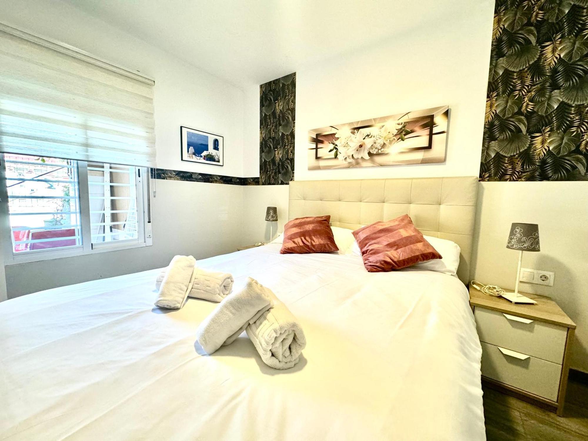 Premium Malaga Beach With Terrace ภายนอก รูปภาพ