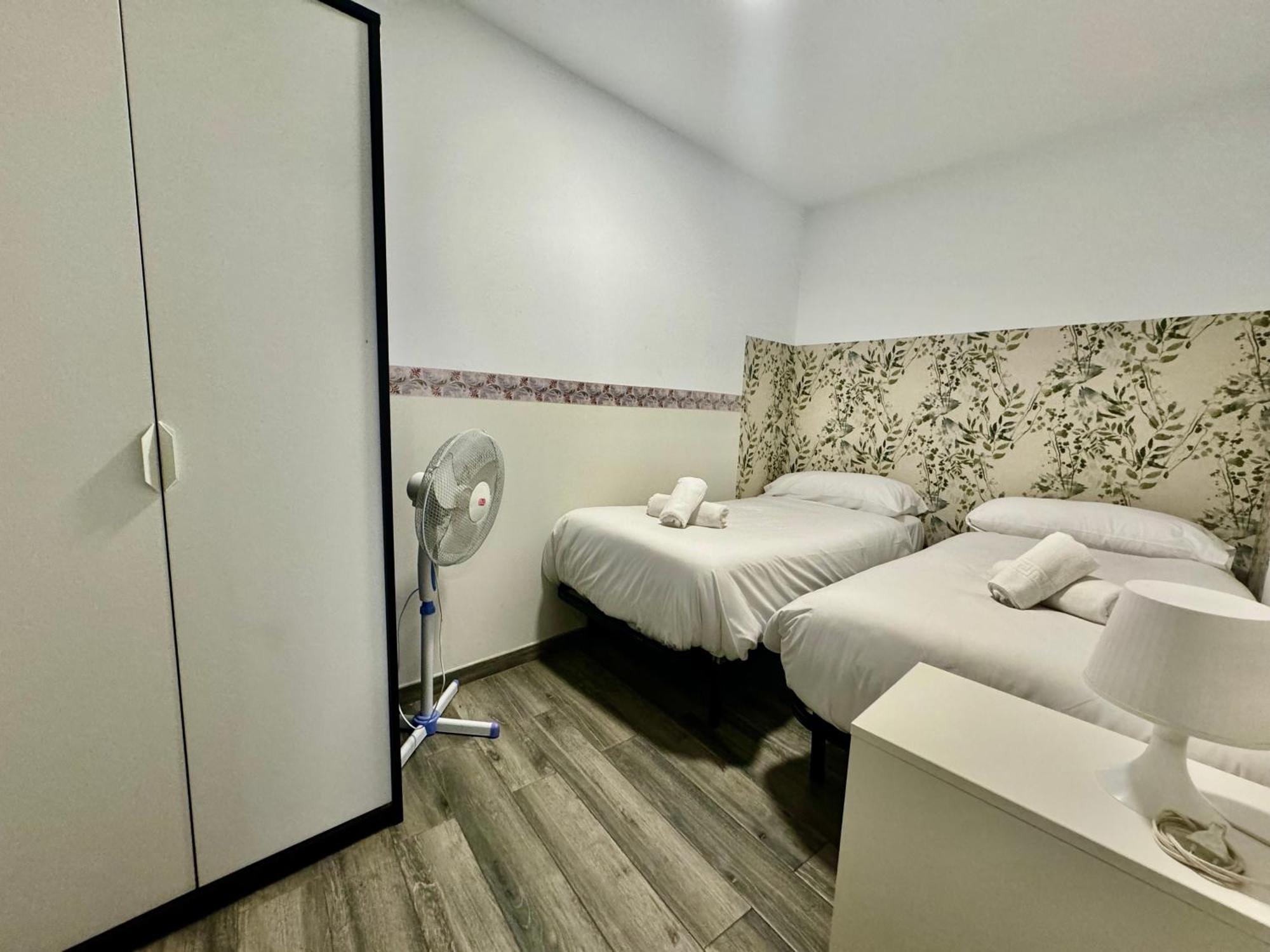 Premium Malaga Beach With Terrace ภายนอก รูปภาพ