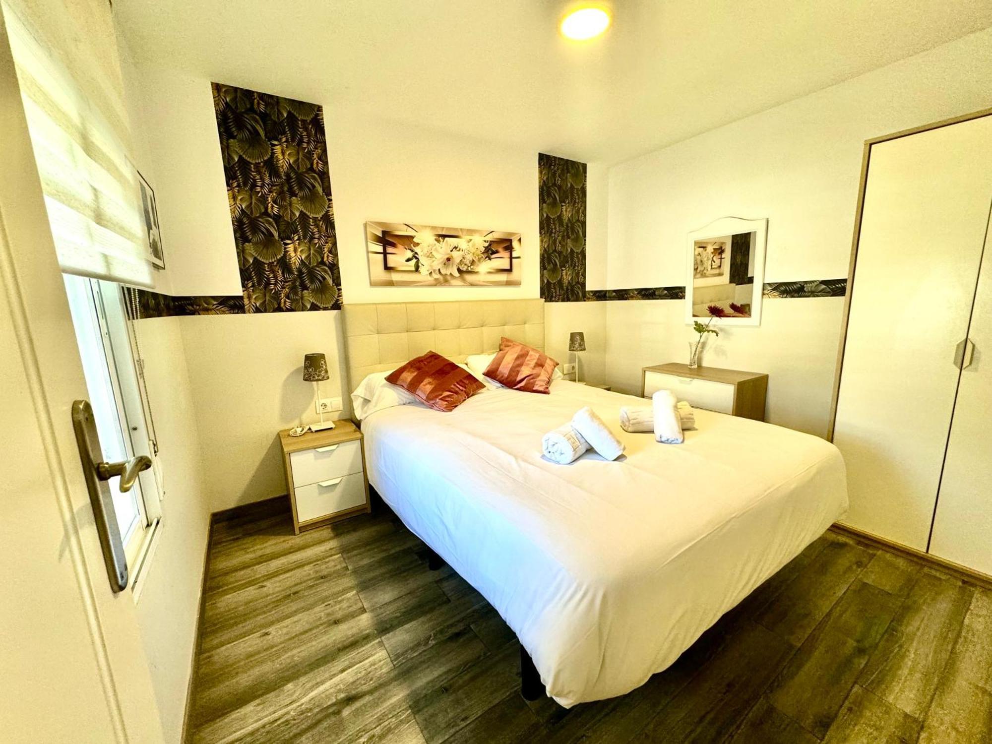 Premium Malaga Beach With Terrace ภายนอก รูปภาพ